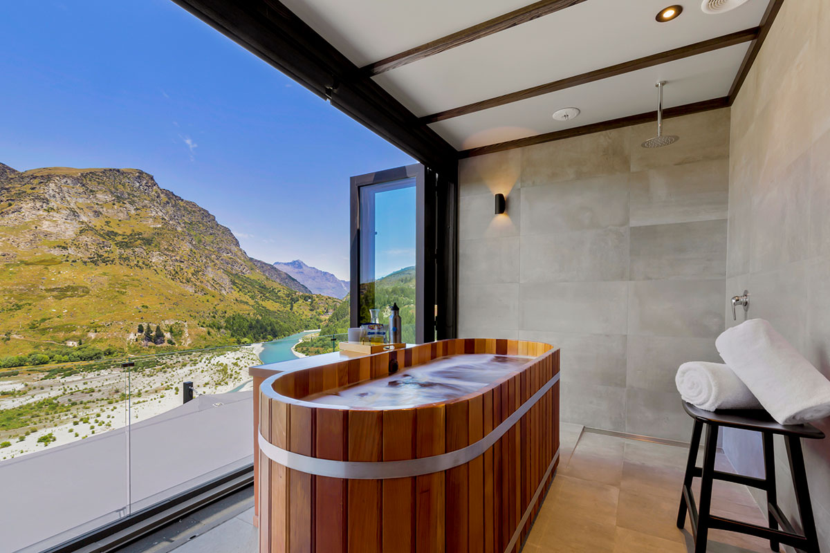 Onsen Oval Soak